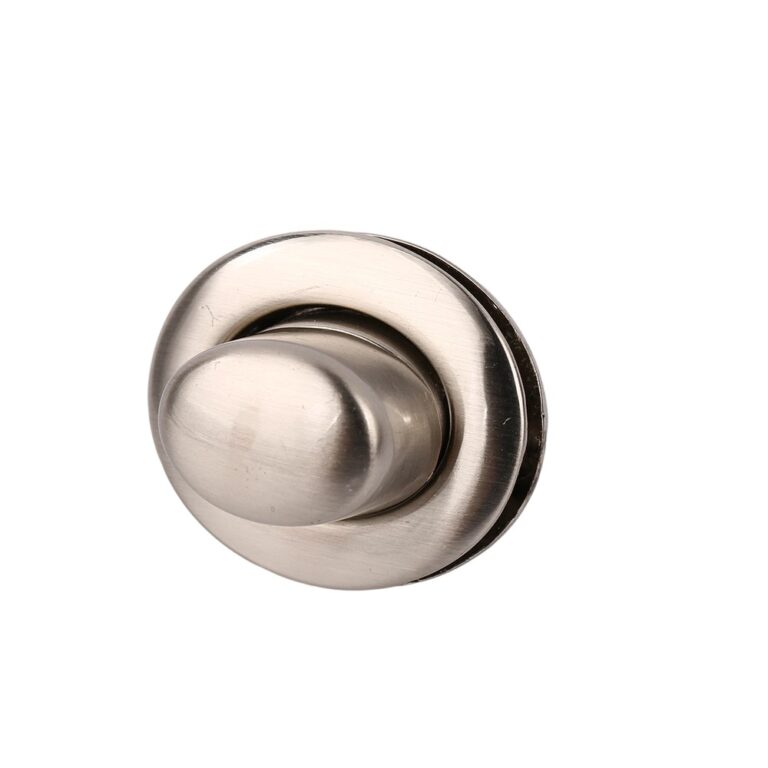 Purse hardware twist lock
