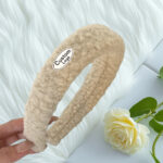 Metal logo tag for headbands and hairbands