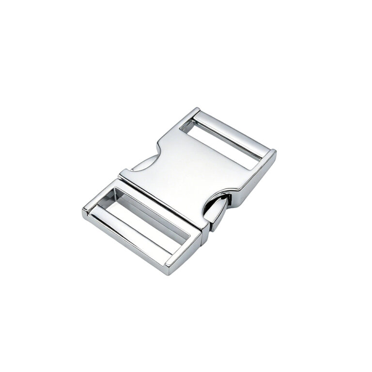 Highly reflective mirror polished zinc alloy bag buckle from OEM handbag hardware manufacturer.