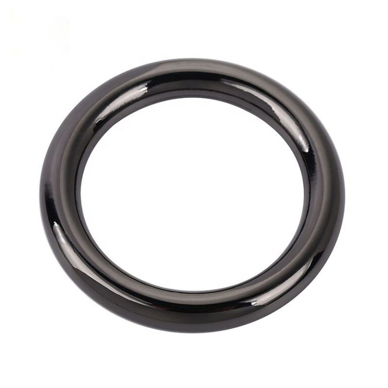DG Buddy high-gloss black gunmetal O ring with seamless welded metal structure for handbag strap connector.