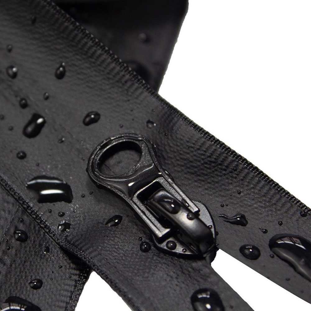 Size 5 waterproof zipper detail with water droplets, highlighting a reliable moisture-proof closure and slider.