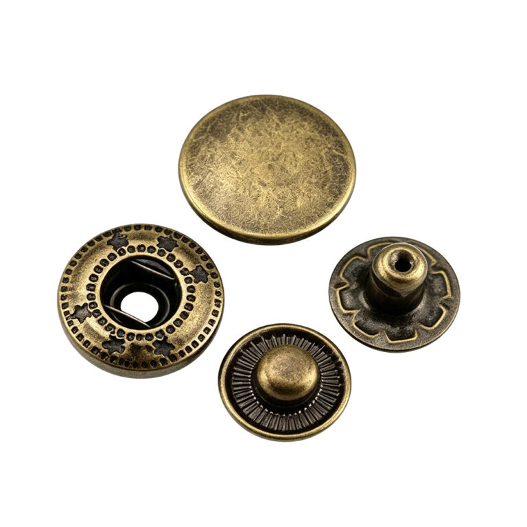 Premium antique brass snap fastener featuring durable zinc alloy die casting and strong spring tension for bags and jackets.