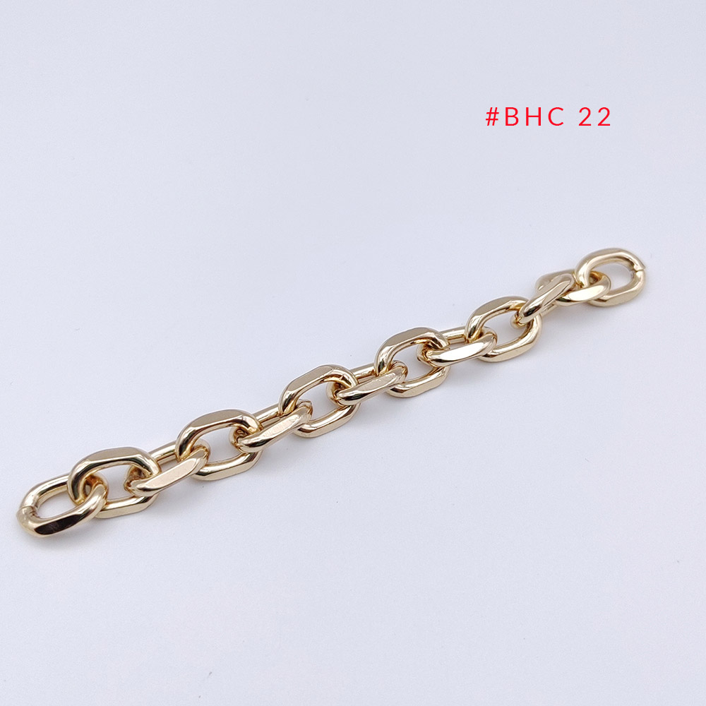 Custom metal chain strap with polished finish and salt spray testing compliance, ideal for designer handbag accessories and QC inspection standards.