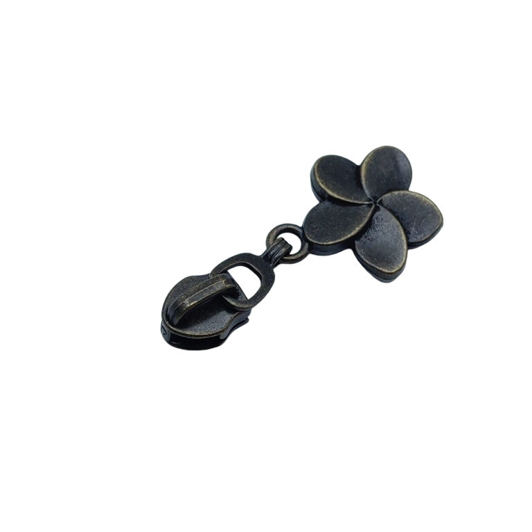 Dark DG-ZP044 #5 / #7 flower zipper slider with a four-petal pull tab in angled view