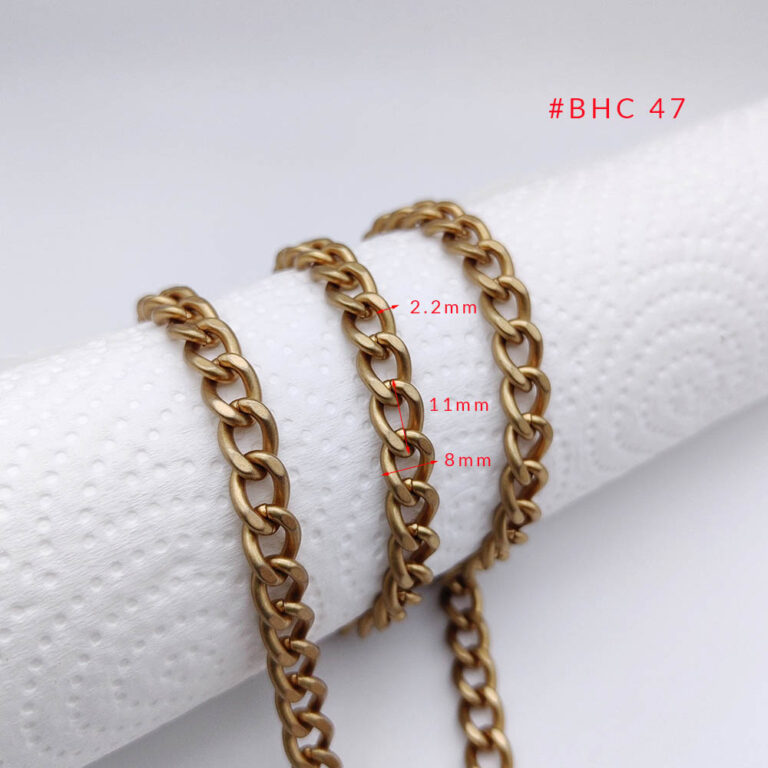 Gold-tone BHC 47 oval link chain for handbag hardware